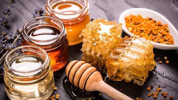 چرا عسل شکرک می زند؟